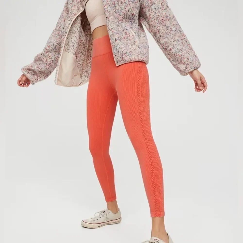 NWT Aerie OFFLINE Big Chill High Waist Seamless Ribbed Leggings SIZE S Starburst